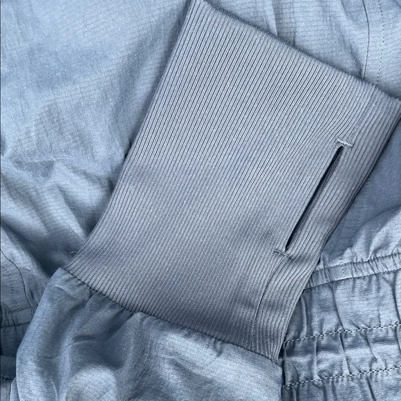 Lululemon Jacket - Picture 7 of 7